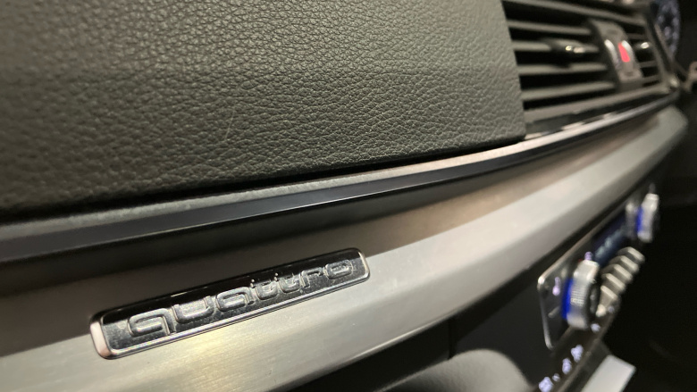 Audi Q5 50 TFSI e Quattro S Line 5dr S Tronic Estate